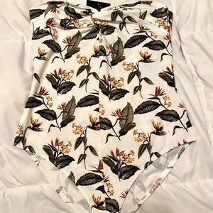 Floral strapless bodysuit- NWT